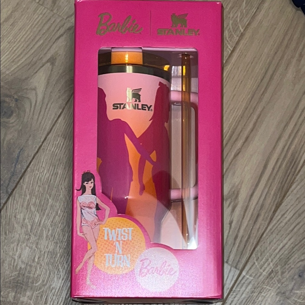 Stanley Barbie Twist ‘n Turn 40oz Flowstate  Travel Mug H2.O Tumbler